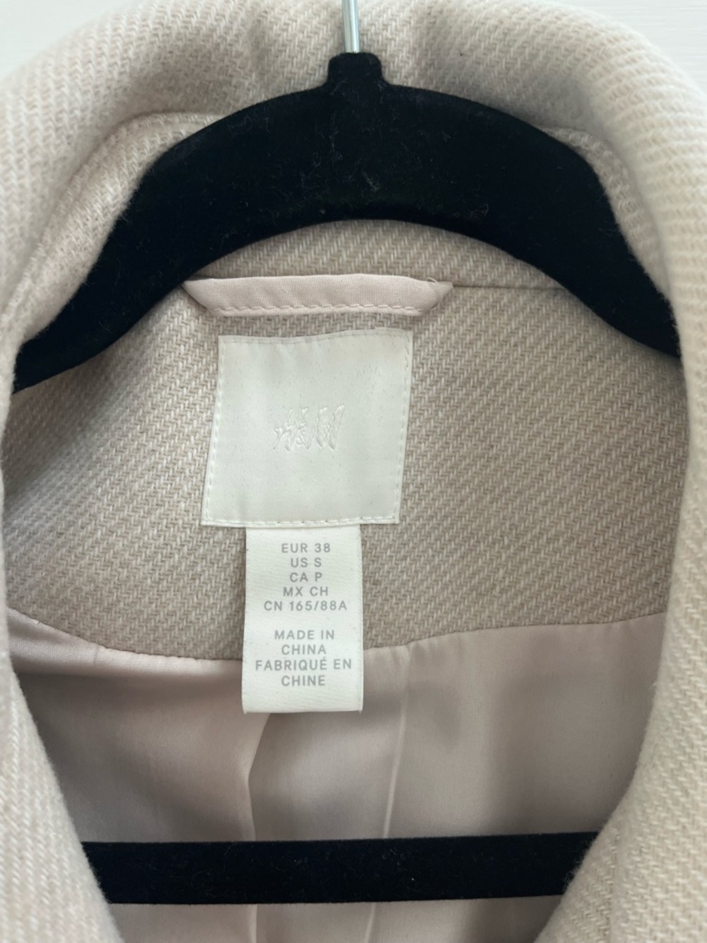 H&M Soft Cream Coat - Picture 3 of 3